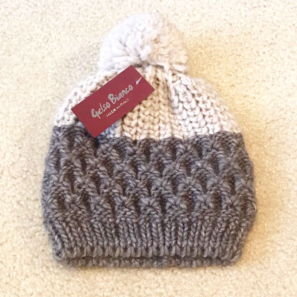 NWT Gelso Bianco Italy Beanie Hat